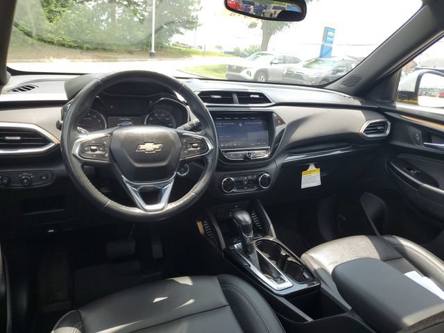 Used 2023 Chevrolet TrailBlazer ACTIV w/ Sun and Liftgate Package AWD/4WD image 10