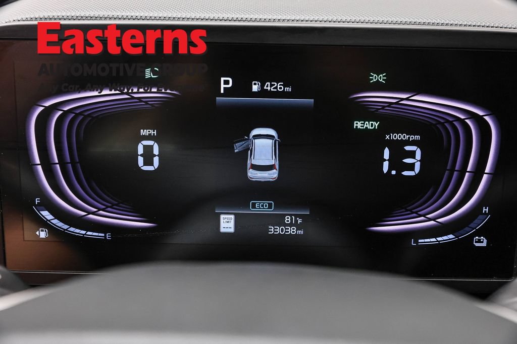 Used 2025 Kia Niro LX FWD image 17