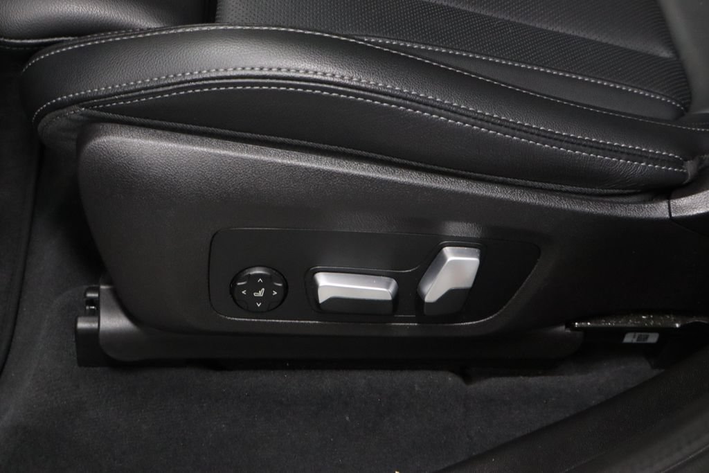 Used 2023 BMW X3 xDrive30i w/ Premium Package AWD/4WD image 24