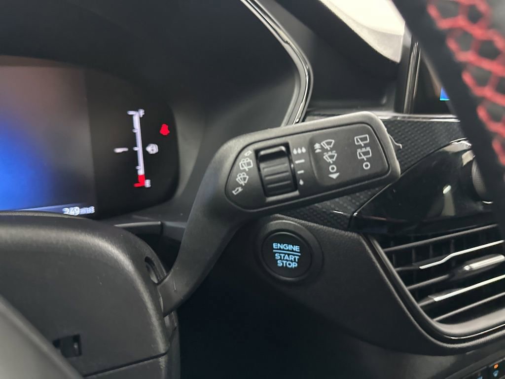 New 2026 Ford Escape ST-Line w/ Cold Weather Package AWD/4WD image 35
