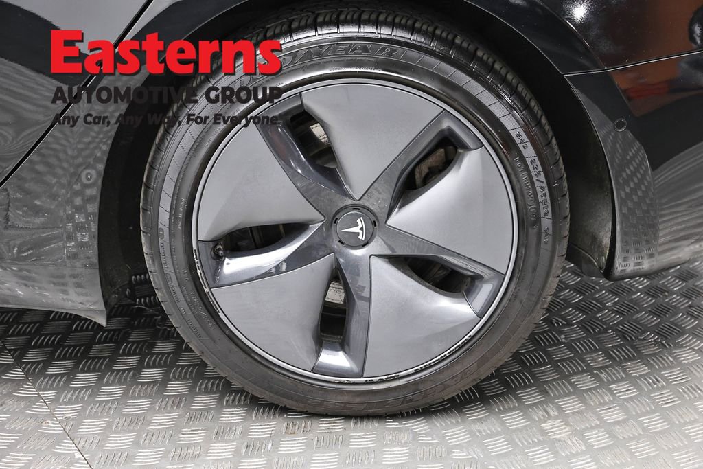 Used 2018 Tesla Model 3 Long Range image 8