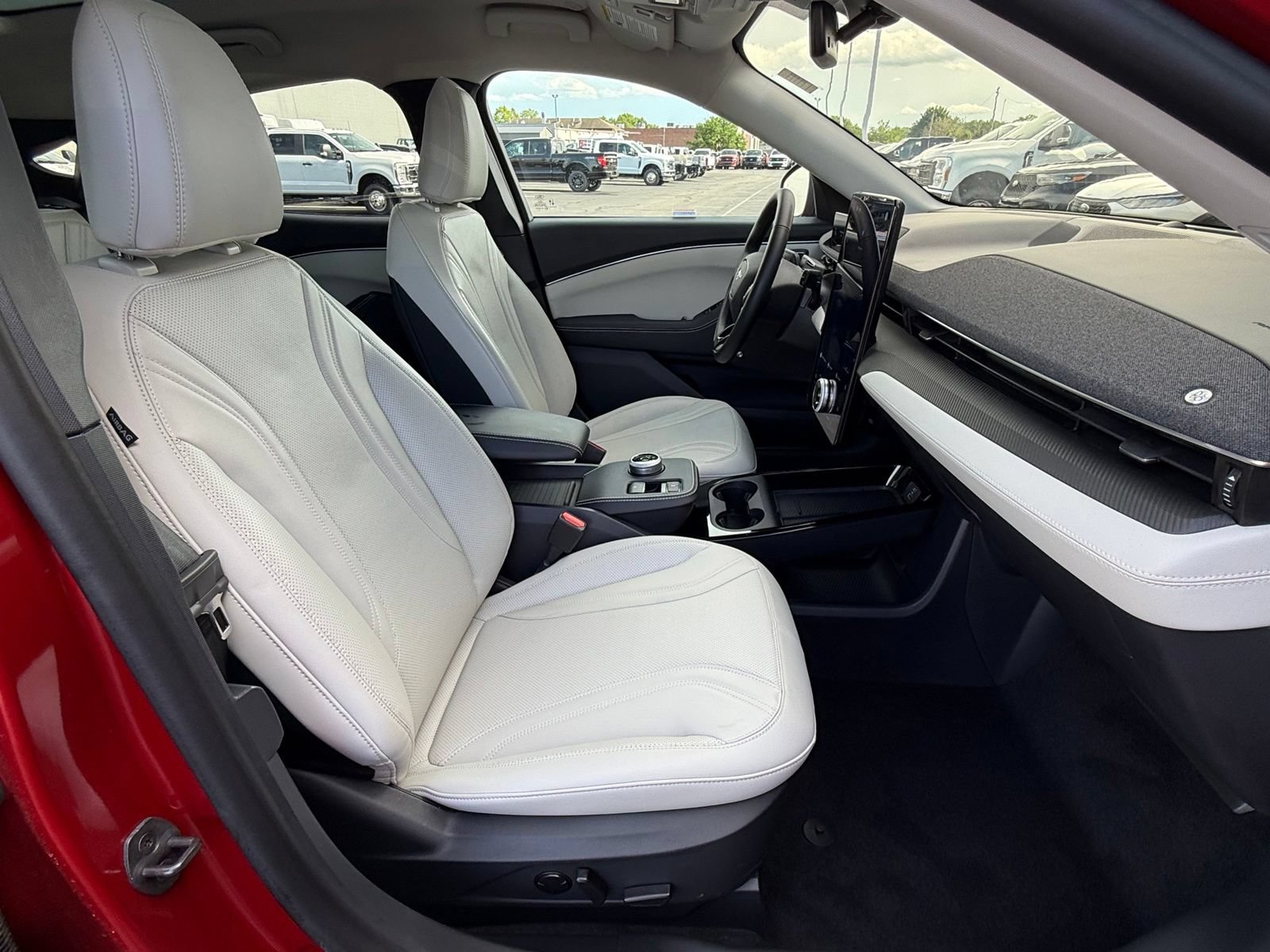 Used 2023 Ford Mustang Mach-E Premium AWD/4WD image 17