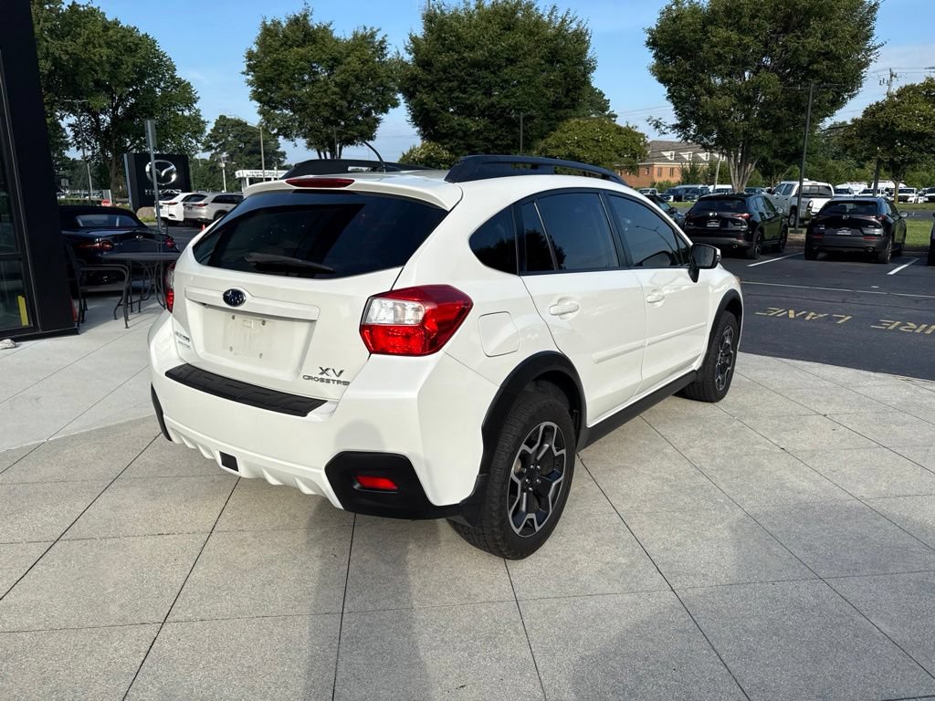 Used 2015 Subaru Crosstrek 2.0i Limited w/ Popular Package #2 AWD/4WD image 6