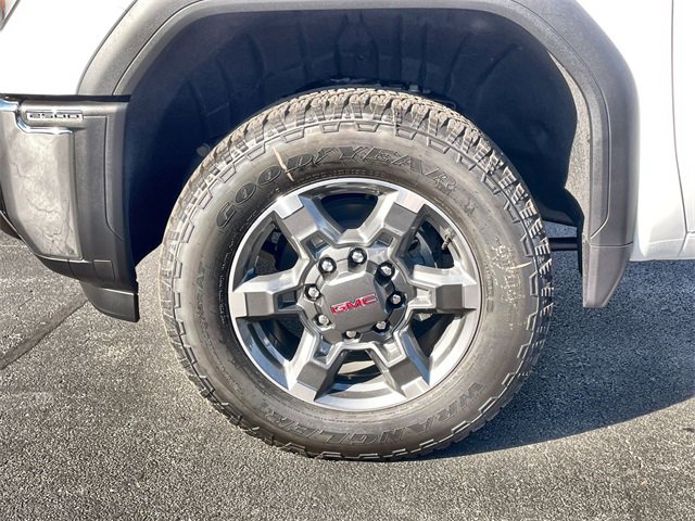 New 2026 GMC Sierra 2500 SLT image 32