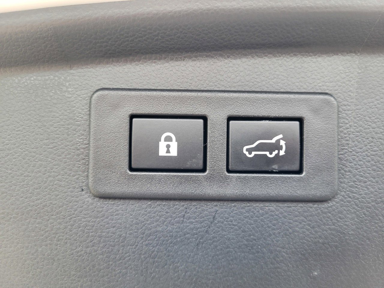 Used 2022 Subaru Outback Touring XT image 19