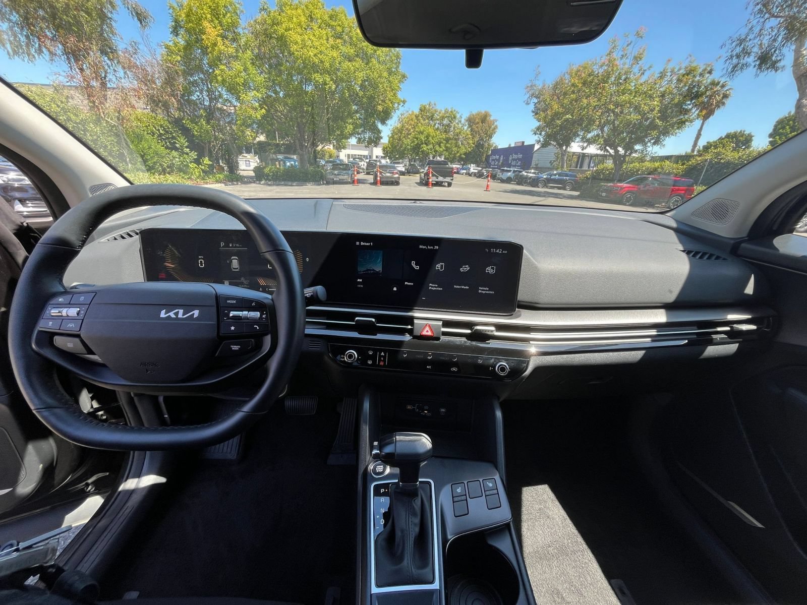 Used 2026 Kia Sportage LX AWD/4WD image 28