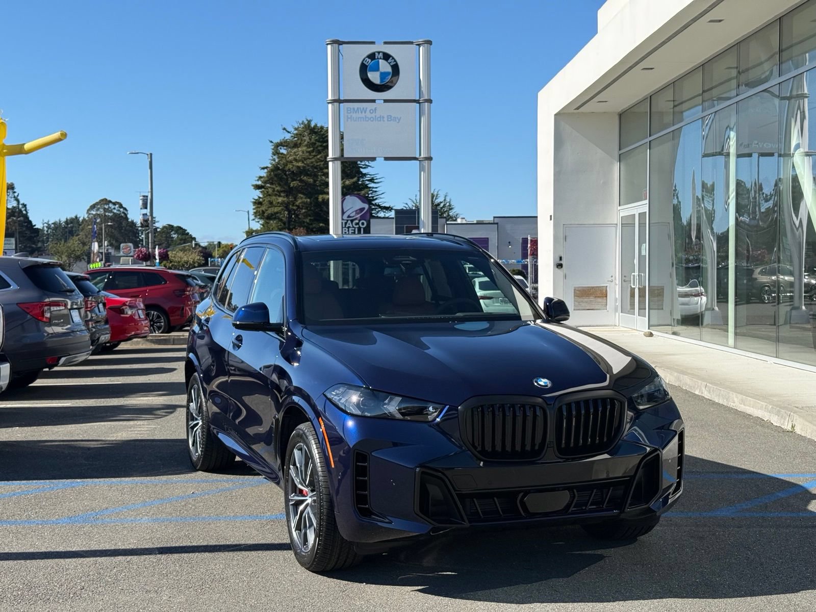 New 2026 BMW X5 xDrive40i w/ M Sport Package
