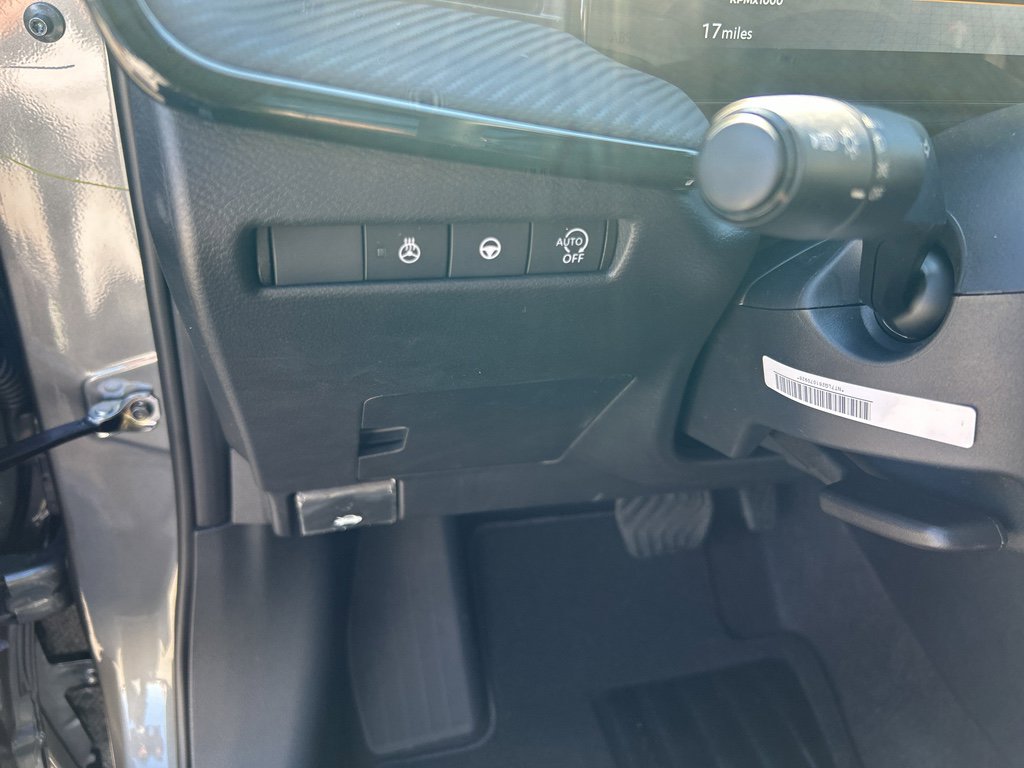 New 2026 Nissan Kicks SR image 23