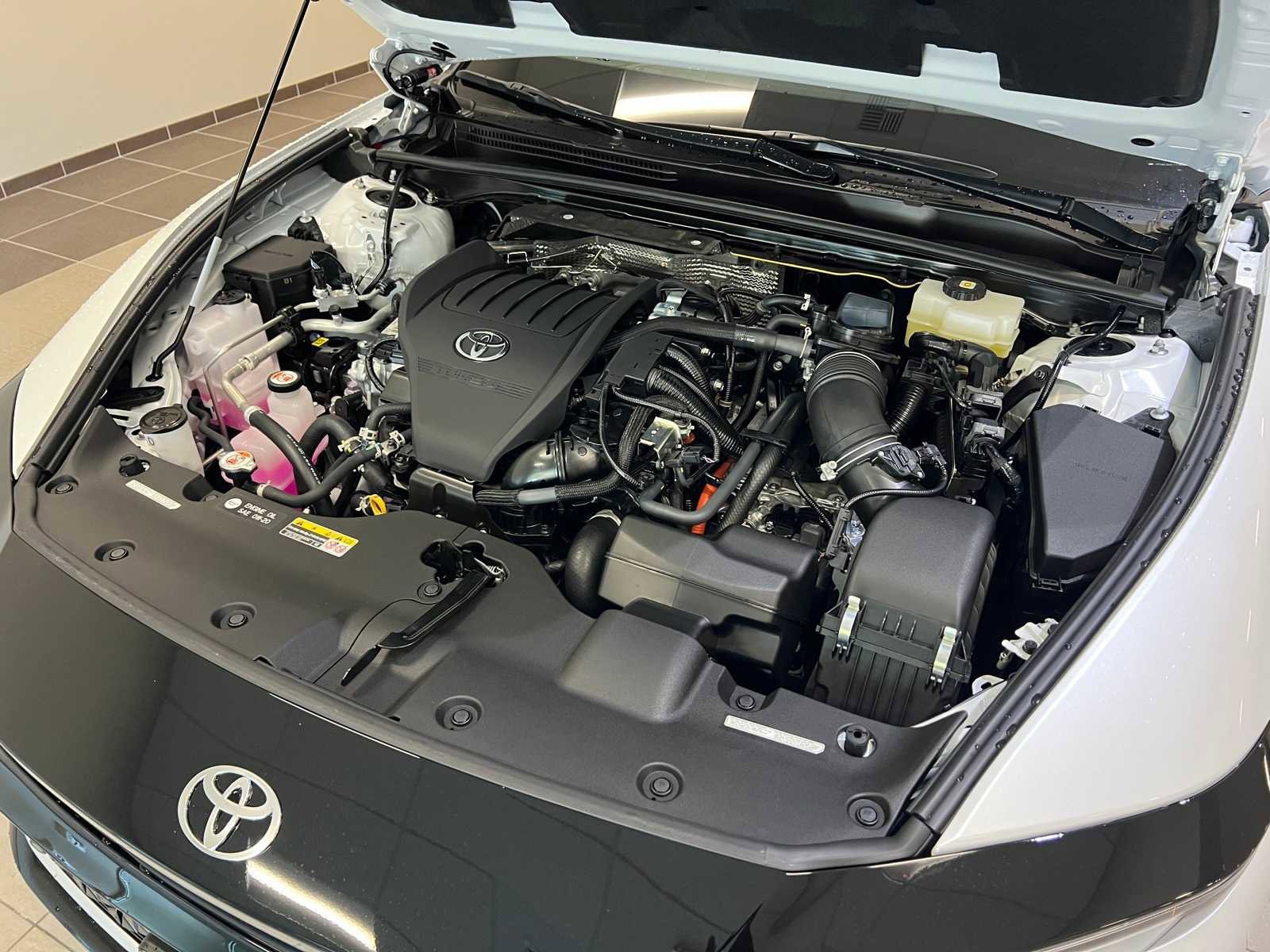 New 2026 Toyota Crown Platinum image 9