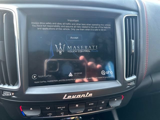 Used 2018 Maserati Levante GranSport AWD/4WD image 14