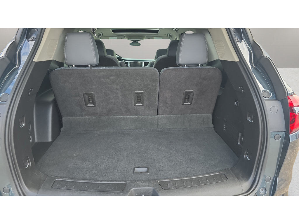 Used 2019 Buick Enclave Premium w/ Experience Buick Package AWD/4WD image 9