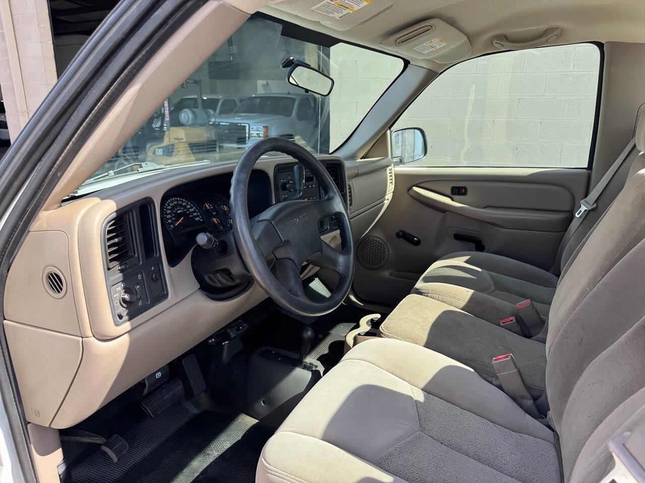 Used 2005 GMC Sierra 3500 W/T w/ Snow Plow Prep Package AWD/4WD image 15