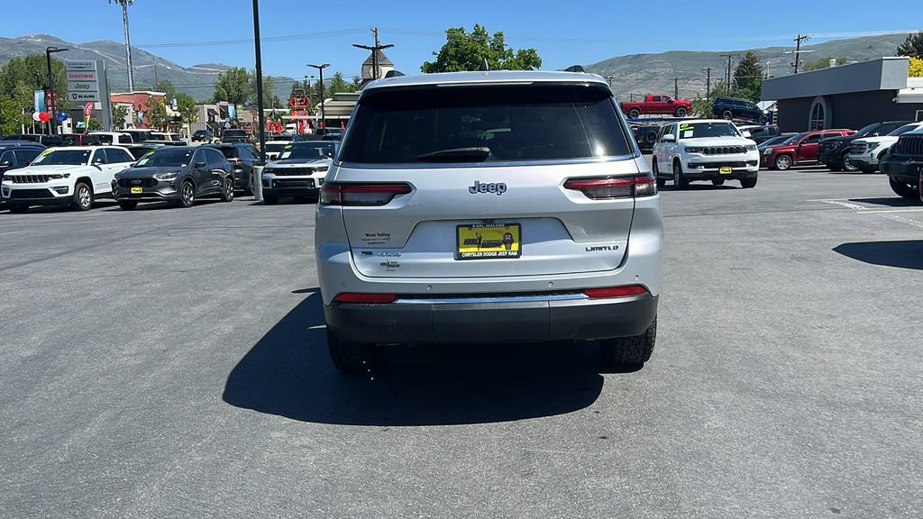 Used 2022 Jeep Grand Cherokee L Limited AWD/4WD image 6