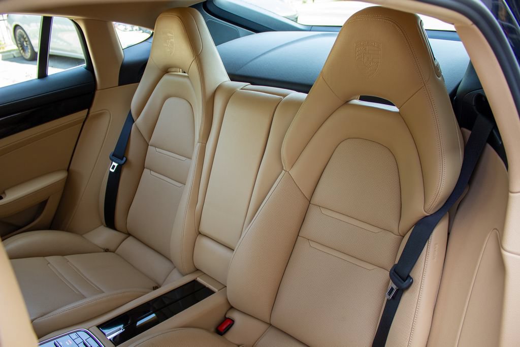 Used 2022 Porsche Panamera 4S AWD/4WD image 22