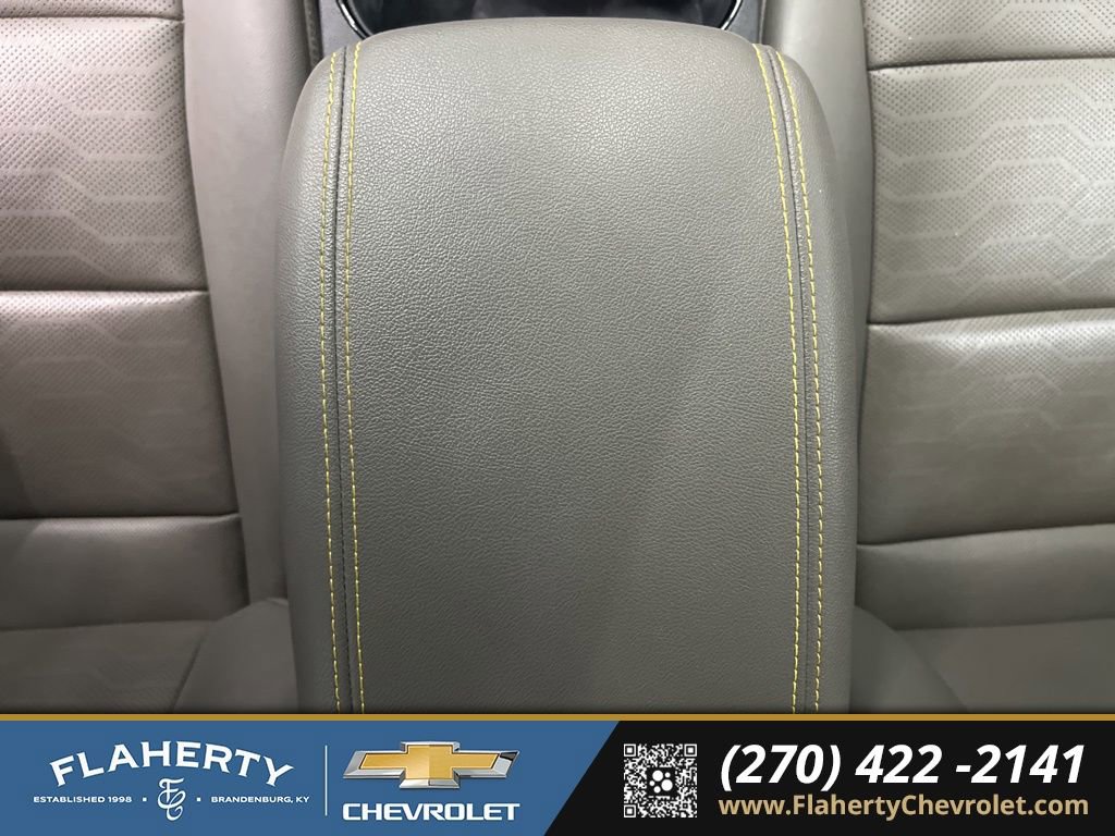 Used 2023 Chevrolet Colorado ZR2 w/ ZR2 Convenience Package III image 32