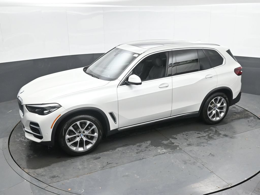 Used 2023 BMW X5 xDrive40i w/ Premium Package AWD/4WD image 42