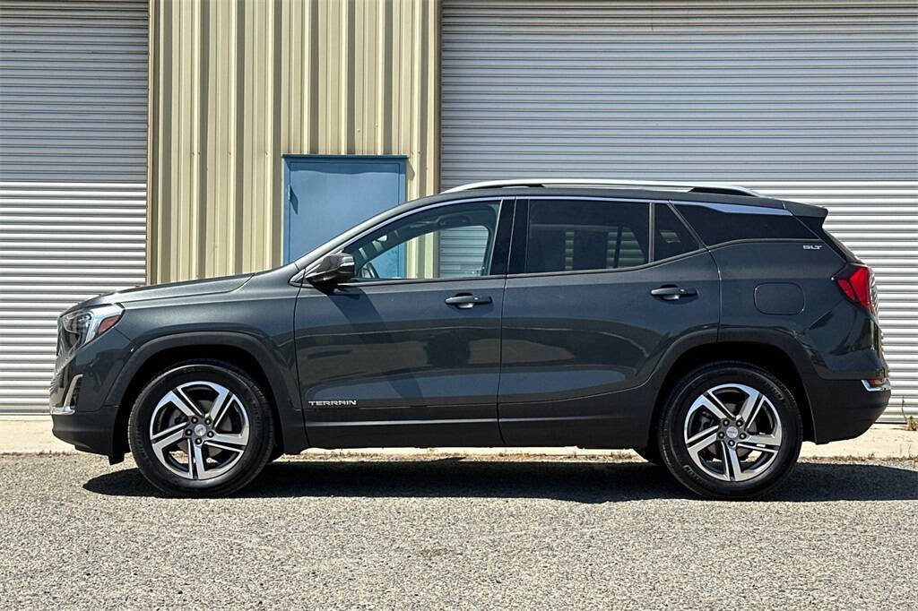 Used 2020 GMC Terrain SLT w/ Preferred Package image 4
