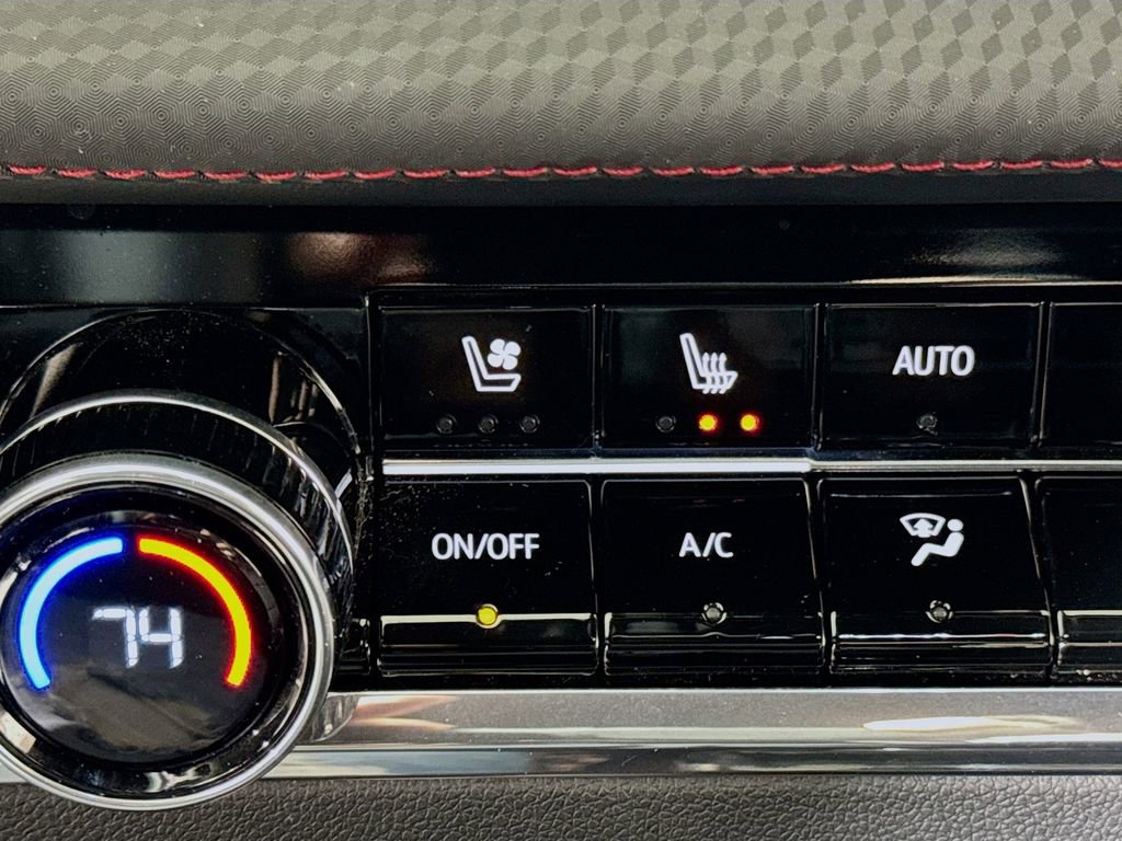 Certified 2025 Chevrolet Equinox RS w/ Safety and Technology Package image 18