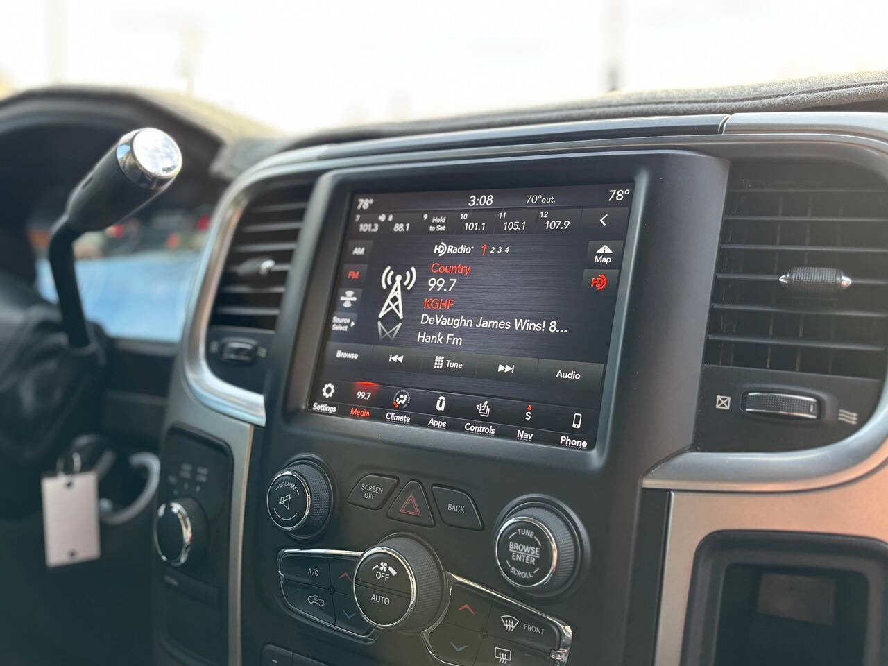 Used 2018 RAM 2500 Big Horn w/ Harvest Edition image 23