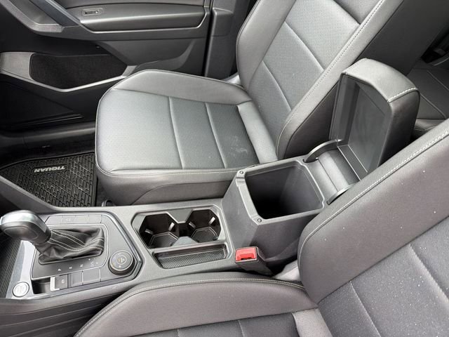 Used 2021 Volkswagen Tiguan SE image 22