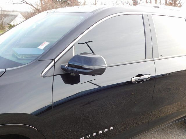 Used 2025 Chevrolet Traverse High Country w/ LPO, Floor Liner Package image 11