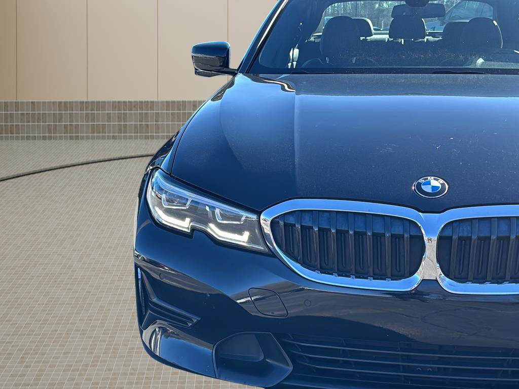 Used 2019 BMW 330i Sedan w/ Convenience Package image 10