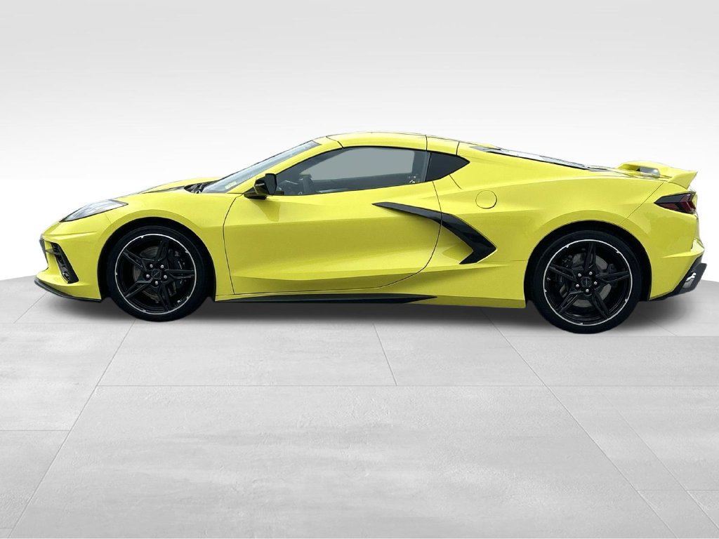 Used 2021 Chevrolet Corvette Stingray Premium Cpe w/ Z51 Performance Package RWD image 7