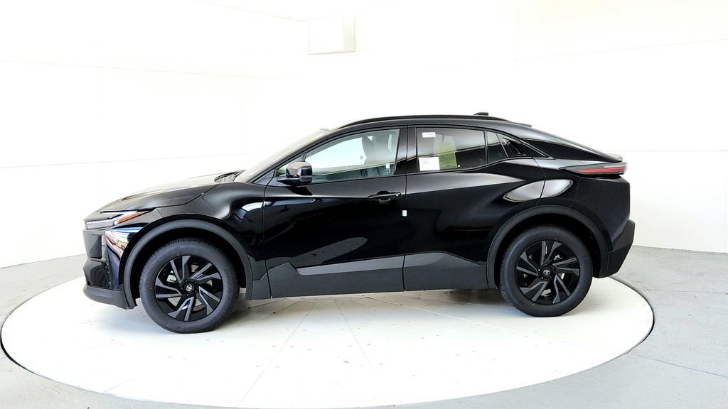 New 2026 Toyota C-HR AWD/4WD image 3
