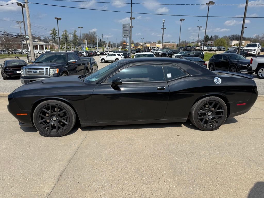 Used 2015 Dodge Challenger R/T w/ Quick Order Package 28B R/T RWD image 9