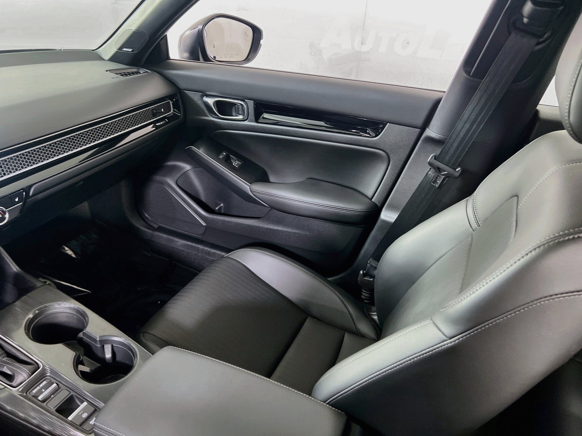 Used 2025 Honda Civic Sport Touring image 24