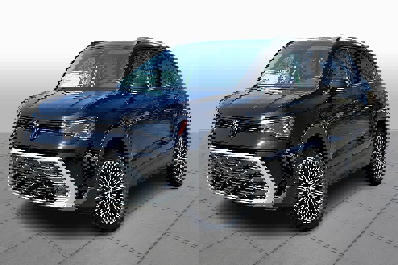 New 2025 Volkswagen Taos SE