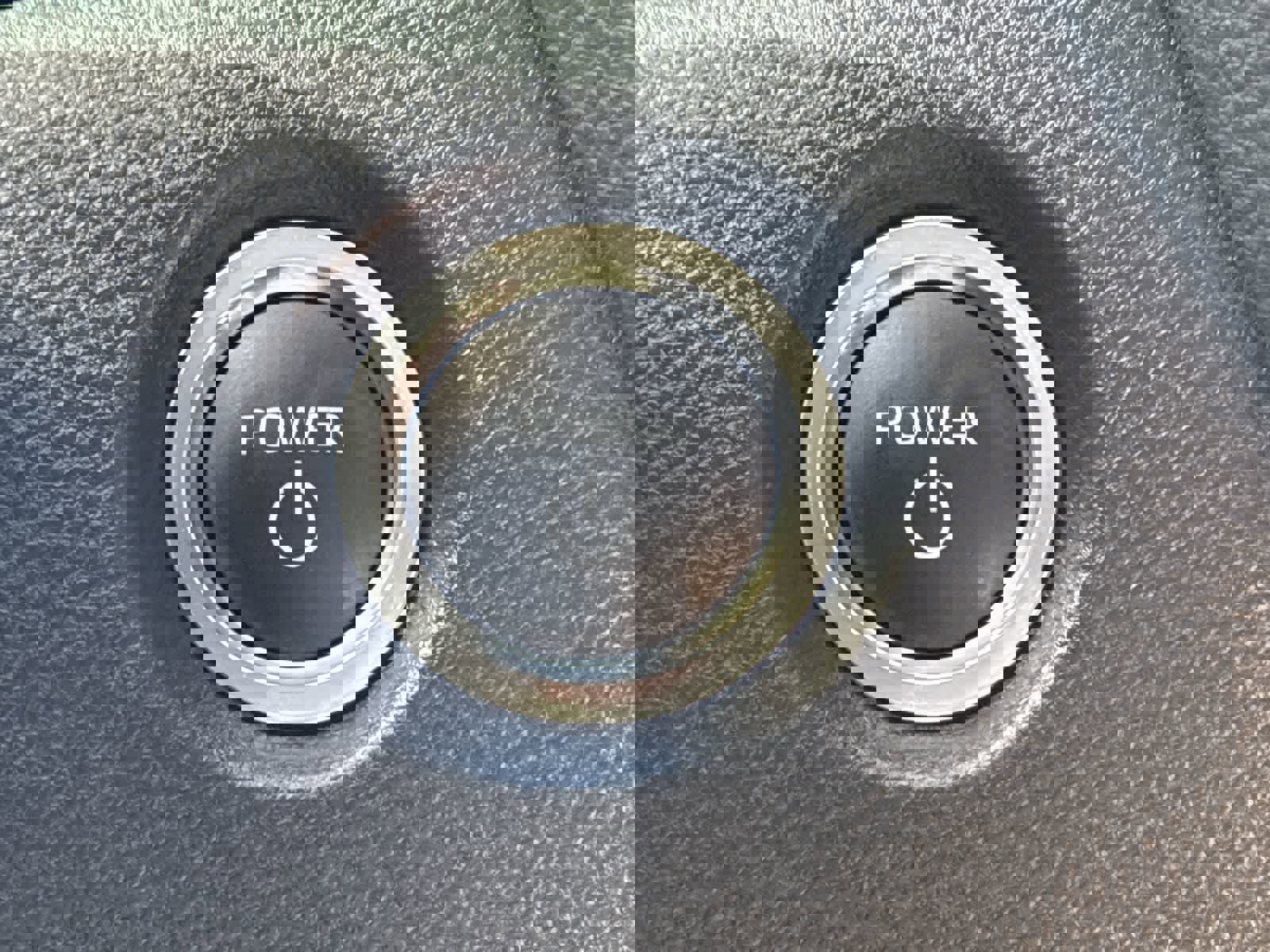 Used 2025 Toyota Corolla XLE image 27