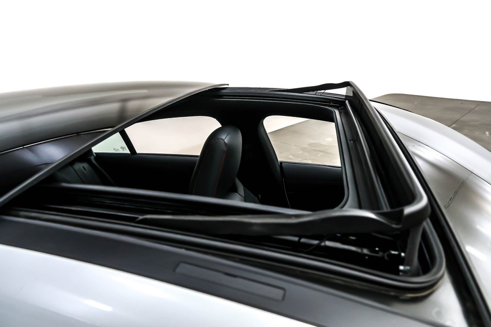 Used 2023 Mercedes-Benz CLA 250 image 22