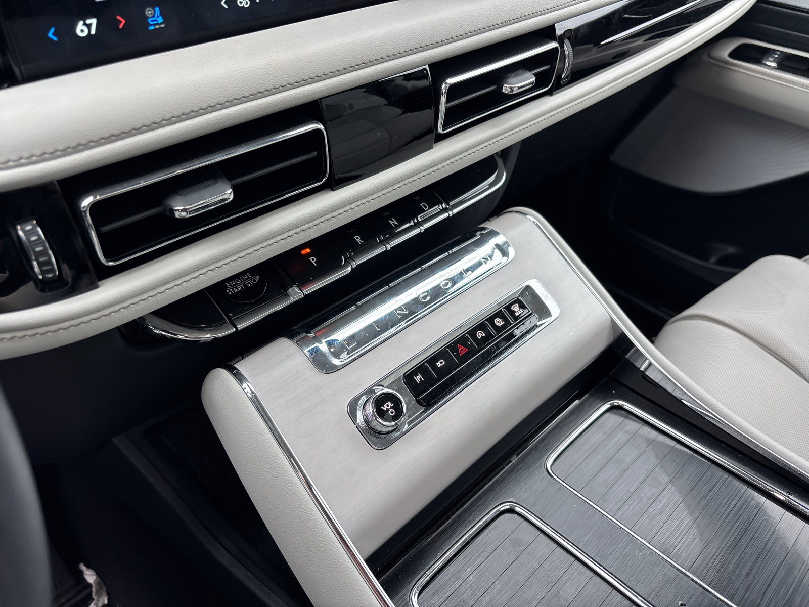 New 2026 Lincoln Aviator Reserve AWD/4WD image 22