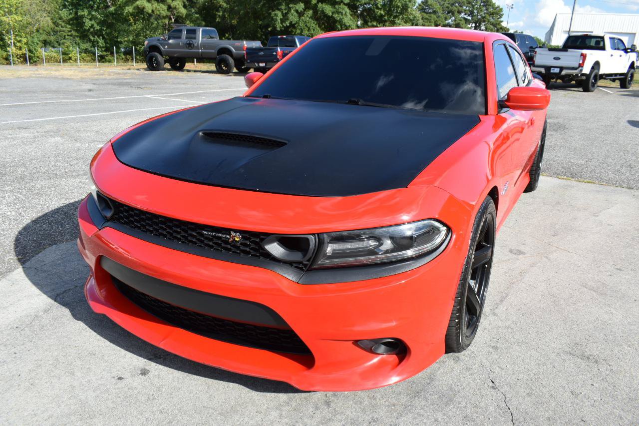 Used 2019 Dodge Charger Scat Pack w/ Dynamics Package RWD image 2