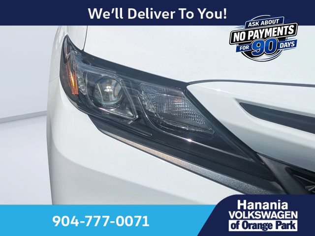 Used 2023 Toyota Camry SE FWD image 9