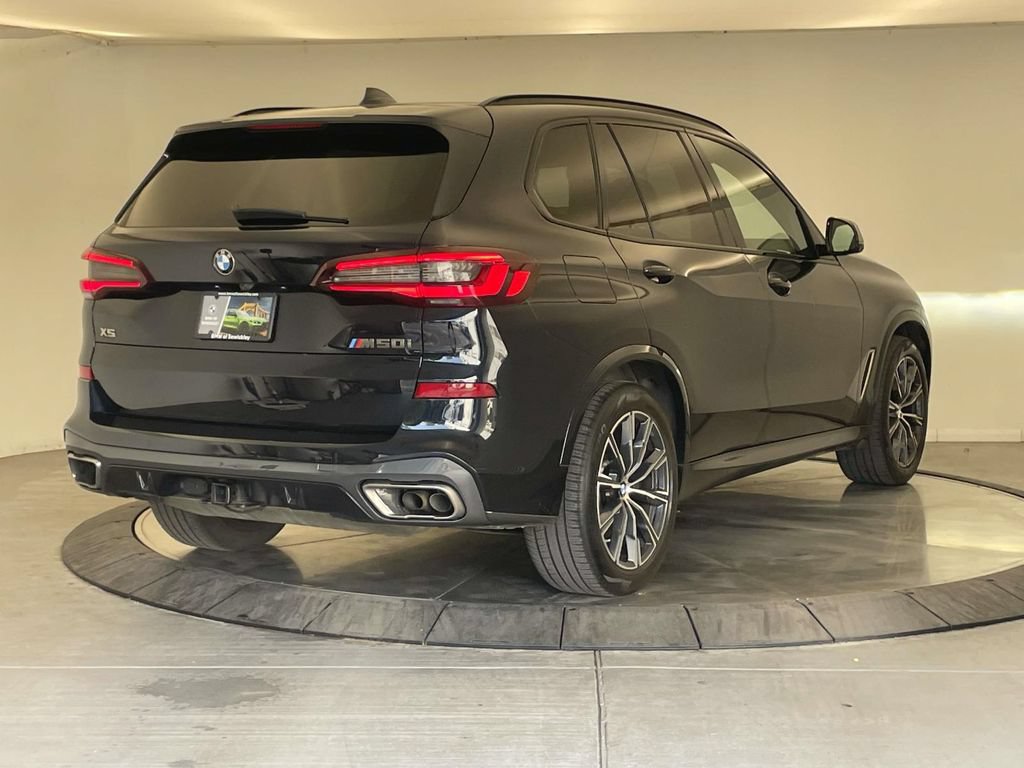 Used 2021 BMW X5 M50i w/ Parking Assistance Package AWD/4WD image 5