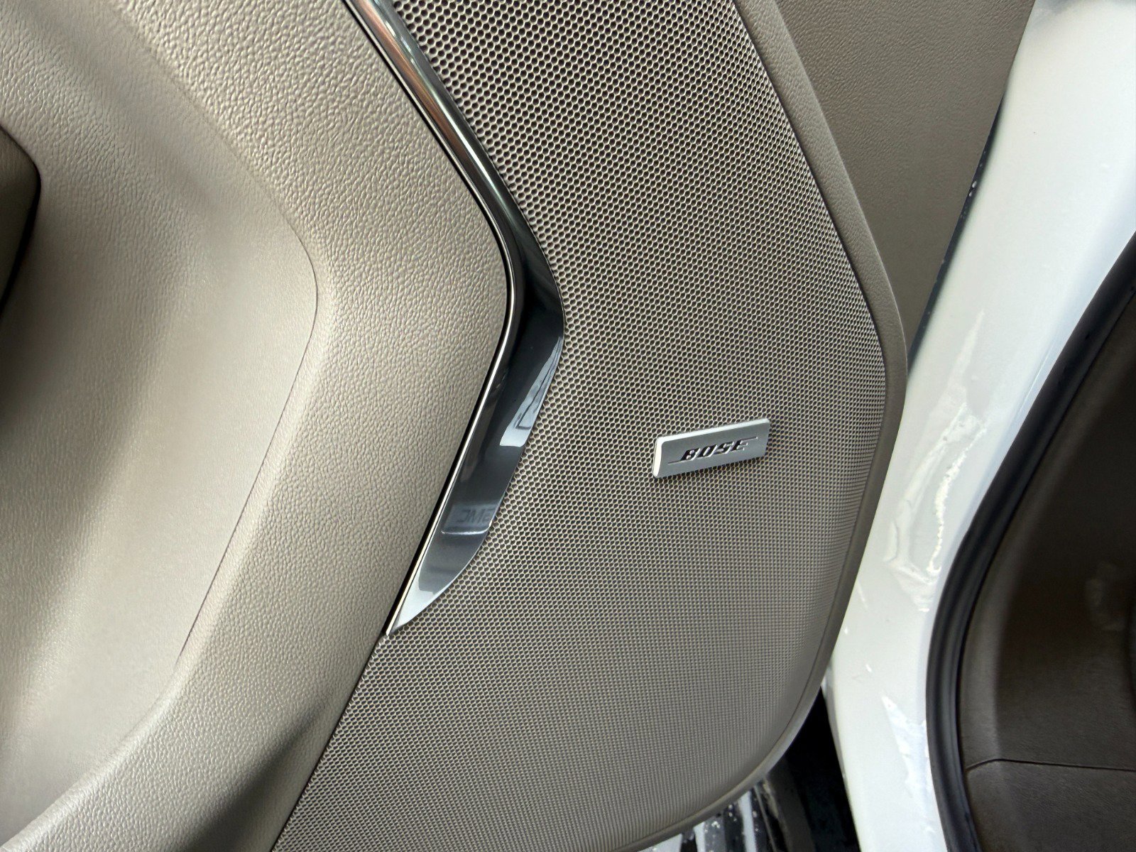 New 2026 GMC Yukon Elevation image 28