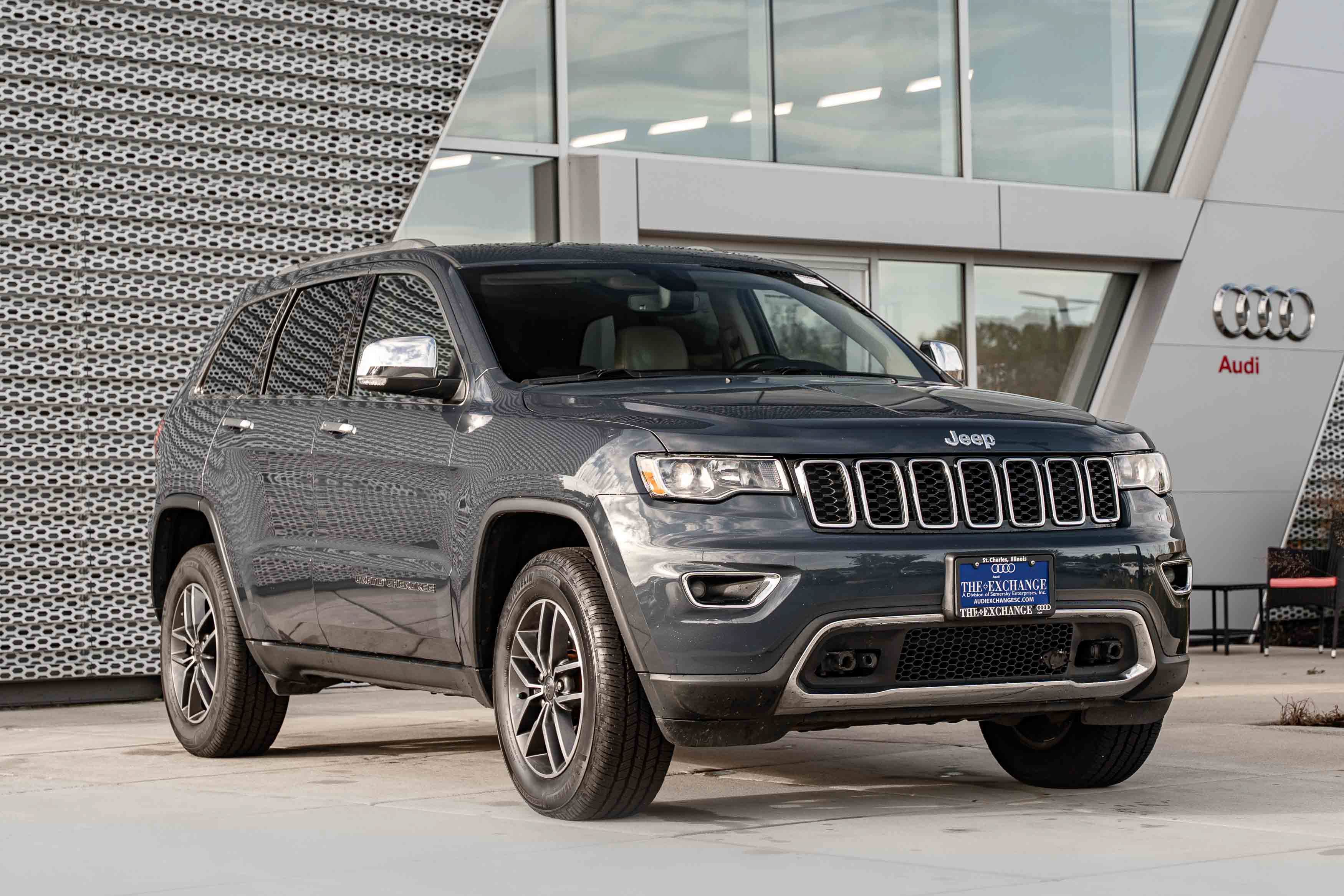 Used 2019 Jeep Grand Cherokee Limited w/ Trailer Tow Group IV AWD/4WD image 1