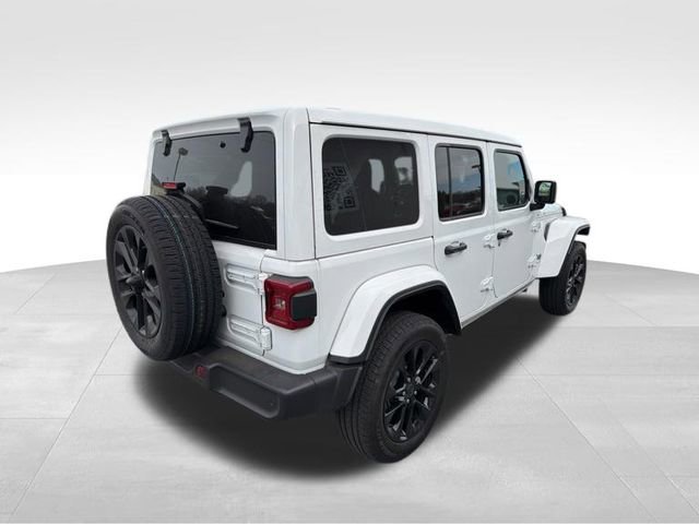 Used 2025 Jeep Wrangler Sahara w/ Safety Group image 11