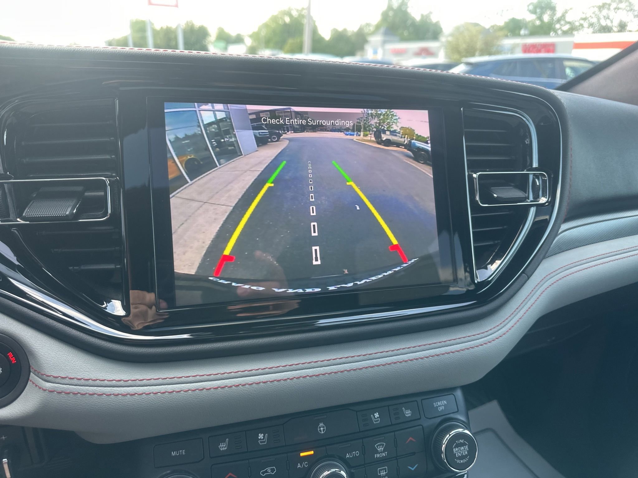 Used 2024 Dodge Durango GT image 38