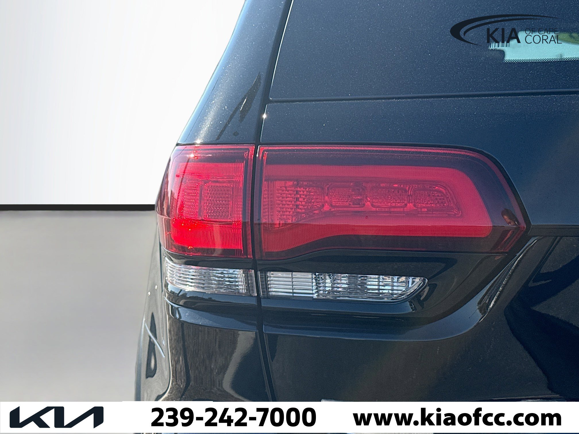 Used 2019 Jeep Grand Cherokee Laredo image 10