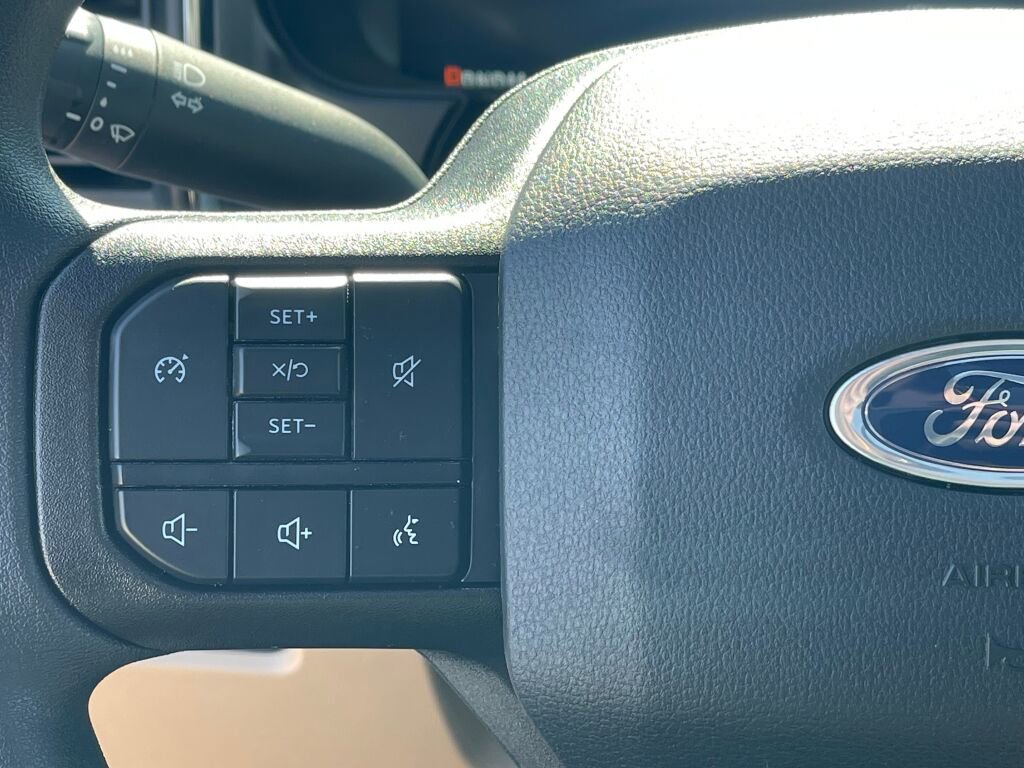New 2026 Ford F250 XLT w/ XLT Premium Package image 17