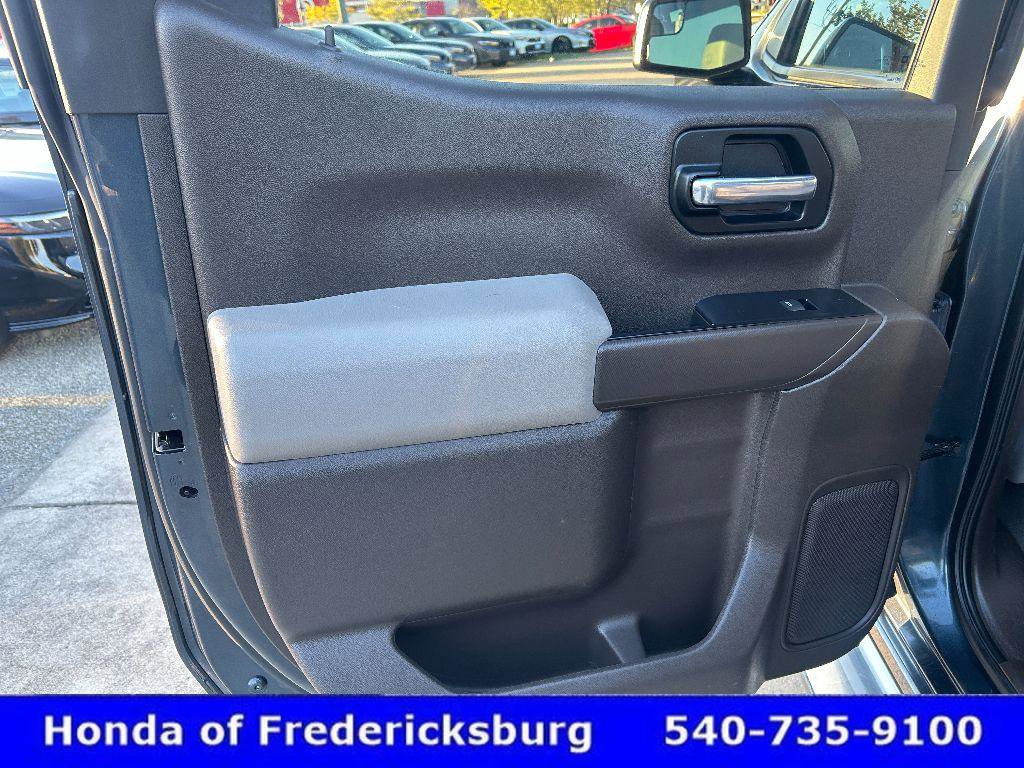 Used 2020 Chevrolet Silverado 1500 LT w/ All-Star Edition image 15