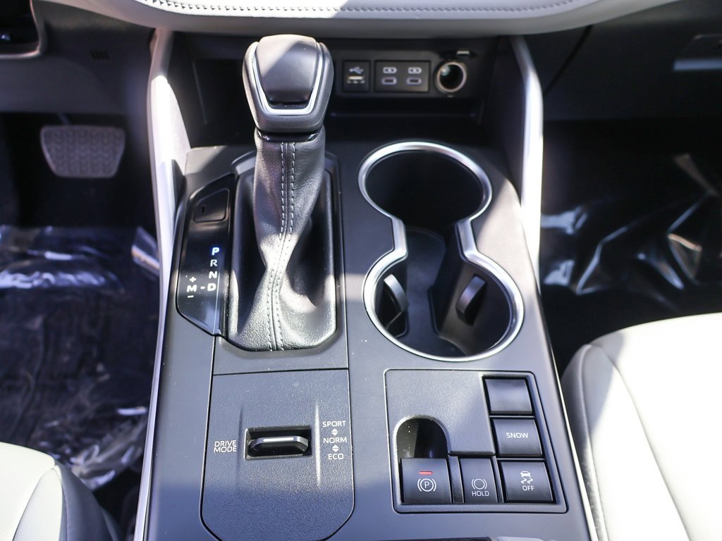 Used 2023 Toyota Highlander XLE image 53