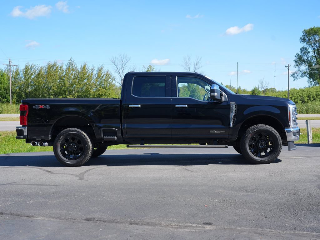 Used 2024 Ford F350 Lariat w/ Lariat Ultimate Package AWD/4WD image 2
