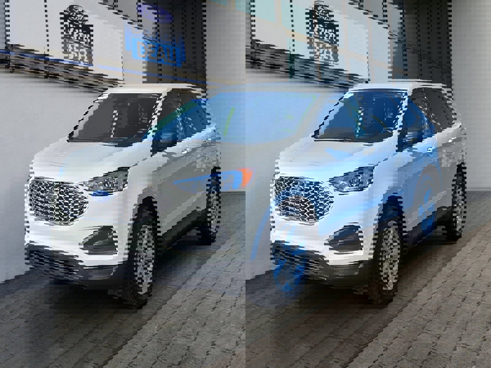 Certified 2024 Ford Edge SE image 7