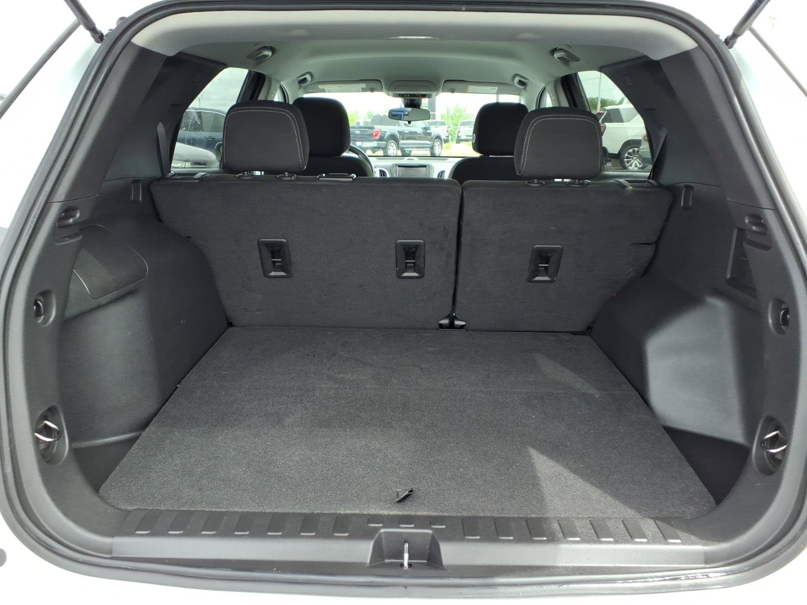 Used 2023 Chevrolet Equinox LT FWD image 29
