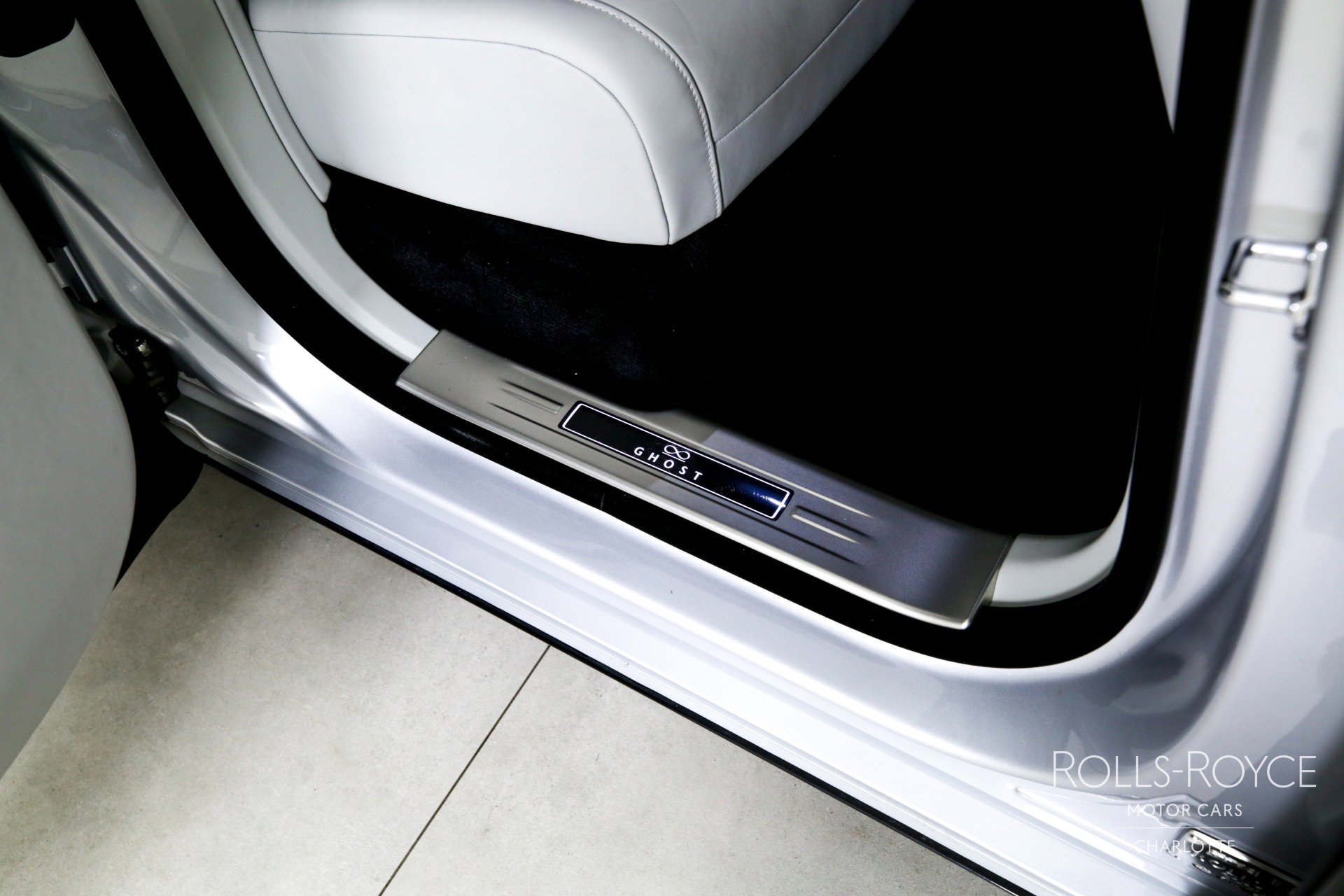 Used 2022 Rolls-Royce Ghost Black Badge AWD/4WD image 31