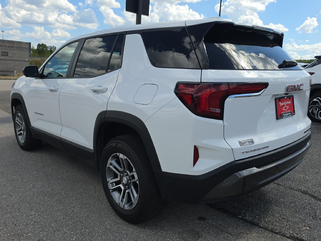 Used 2026 GMC Terrain Elevation FWD image 6